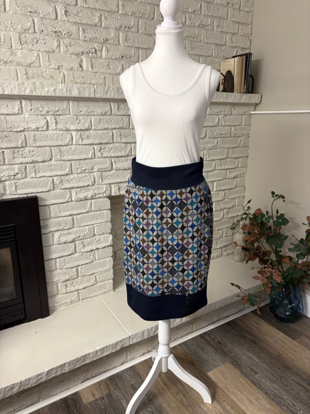 Mandala Geometric Print Pull On Pencil Skirt Navy Slate Blue Multi Knit Medium